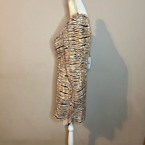 Faithfull The Brand Zebra Print Long Sleeve Dress - Picture 3 of 6